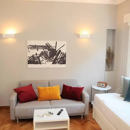 Lovely In Plaka Apartment *
